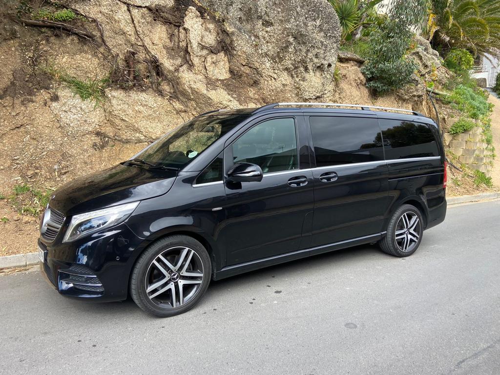 Mercedes-Benz V-Class2023