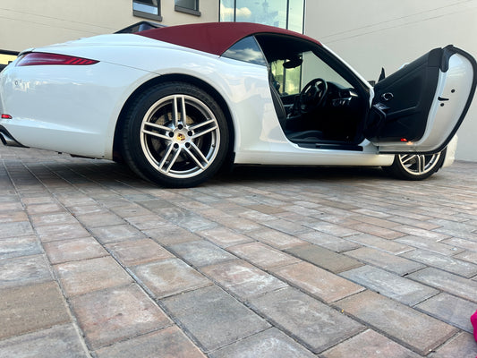 Porsche 911 Carrera